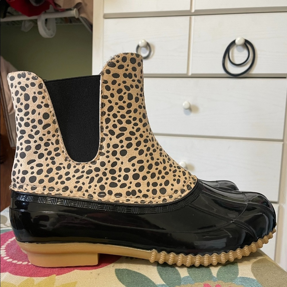 Adorable Leopard 🐆 Rain Boots 👢